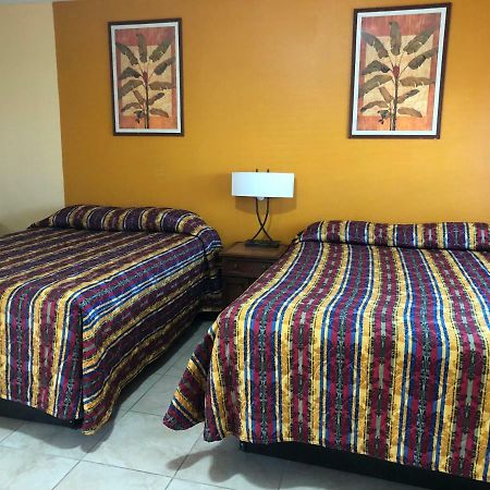 Ruta Motel อินดิโอ ภายนอก รูปภาพ