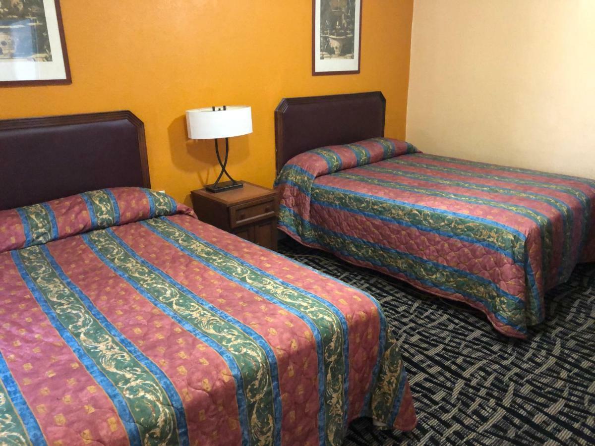 Ruta Motel อินดิโอ ภายนอก รูปภาพ