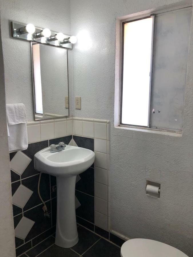 Ruta Motel อินดิโอ ภายนอก รูปภาพ